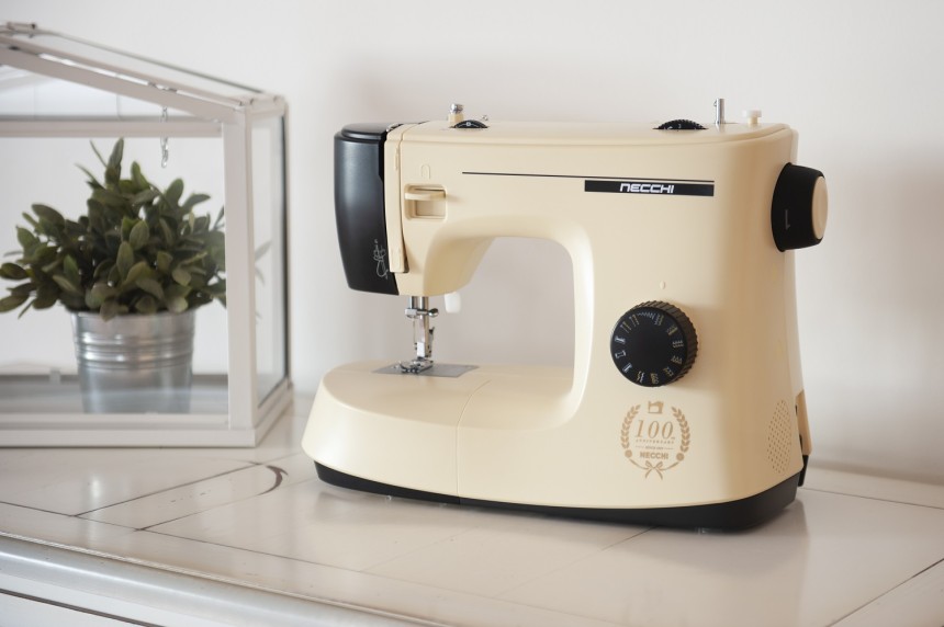 Shopty Macchina per cucire Necchi Mirella KM417A - Edizione Limitata Esclusiva Anniversario Saldi