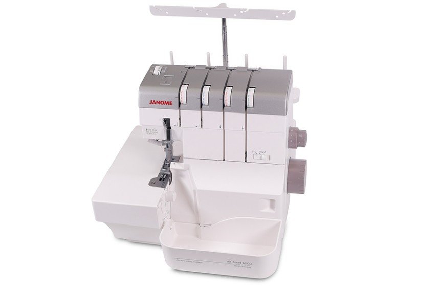 Shopty Macchina taglia e cuci Janome Air Thread 2000D In Saldo