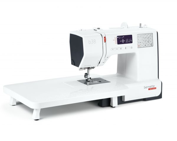 Shopty Macchina per cucire elettronica Bernette B38 Offerta