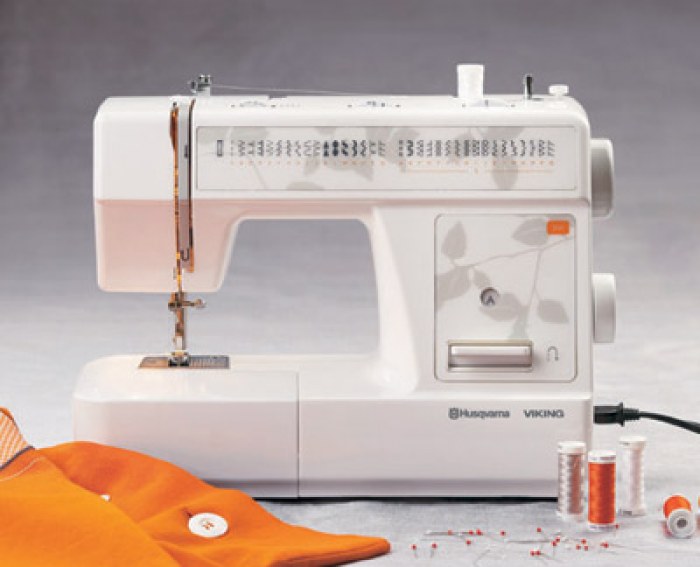 Shopty Macchina per cucire Husqvarna Viking H|CLASS E20 Outlet