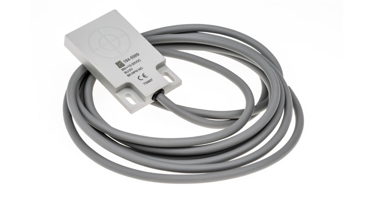 Rs-Online Sensore di prossimità a parallelepipedo RS PRO rilevamento 5 mm 10 → 30 V c.c Offerta per la Festa della Mamma