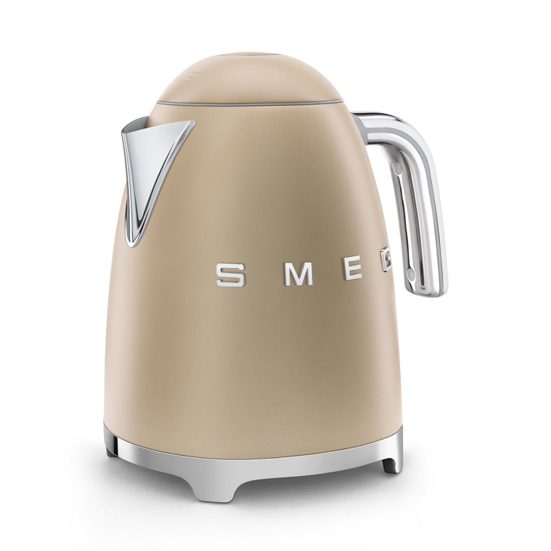 Smeg KLF03CHMEU bollitore elettrico 1 7 L 2400 W Oro Solo un giorno rimasto